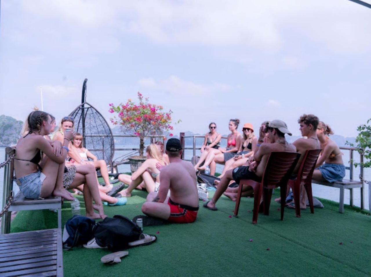 Brother Friendly - Gia Cat Long Hotel Dong Khe Sau Екстериор снимка